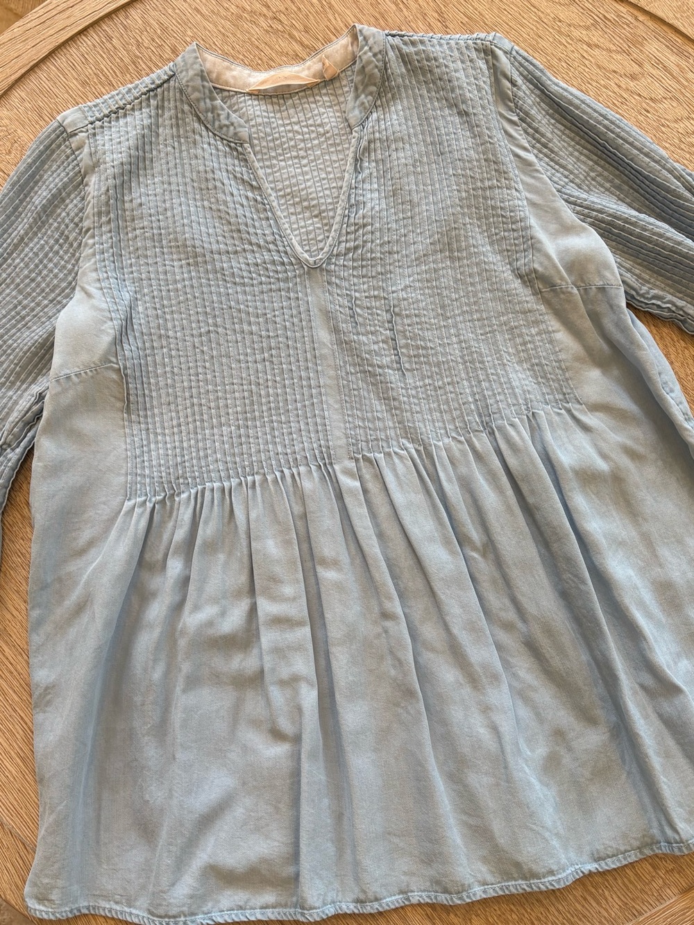 Soft Surroundings Chambray Denim Top - Picture 3 of 15
